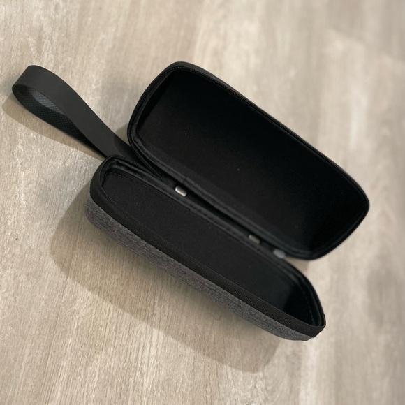 JBL Pulse / Pulse 2 Carrying Case - Picture 4 of 5